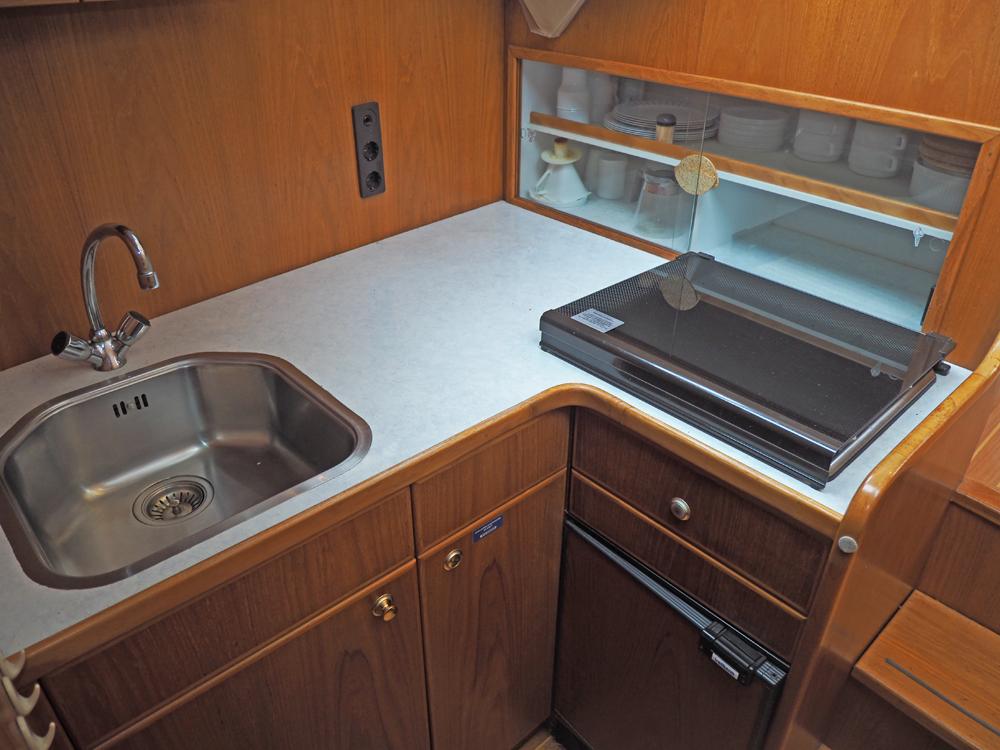 Fore ship, Accommodation